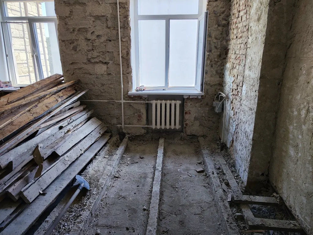 Demolări, pregătire pardoseală