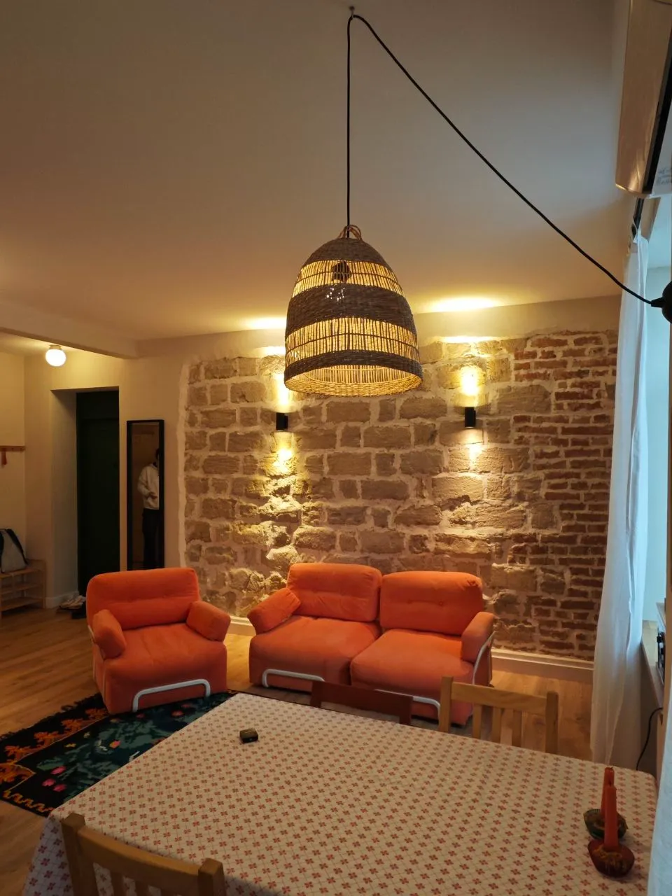 Living, canapele